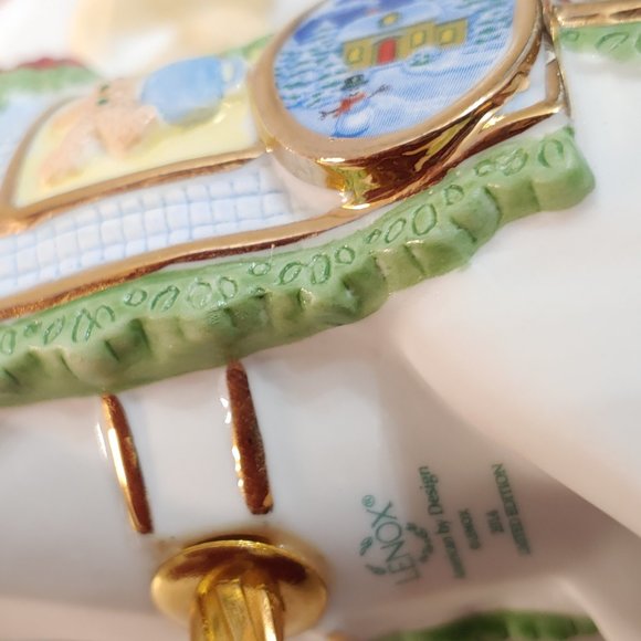 Lenox Christmas Carousel Horse  [ 2014 ] Height: 8 3/4 in - Picture 10 of 10